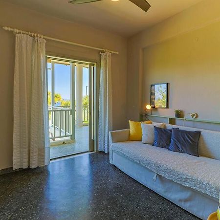 הוילה אפיטוס The Bright House By The Sea מראה חיצוני תמונה